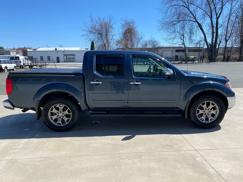 Used Nissan Frontier 4WD Crew Cab SWB Auto SL 2014 | Union Street Auto Sales. West Springfield, Massachusetts Used Nissan Frontier 4WD Crew Cab SWB Auto SL 2014 | Union Street Auto Sales. West Springfield, Massachusetts