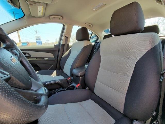Used Chevrolet Cruze LS 2015 | Luxury Motor Car Company. Cincinnati, Ohio Used Chevrolet Cruze LS 2015 | Luxury Motor Car Company. Cincinnati, Ohio