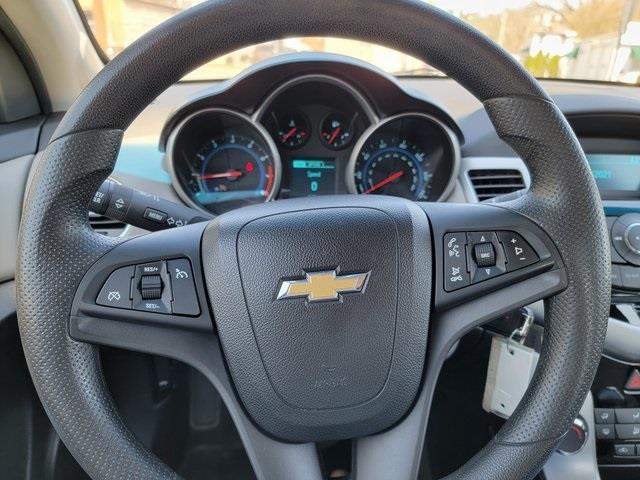 Used Chevrolet Cruze LS 2015 | Luxury Motor Car Company. Cincinnati, Ohio Used Chevrolet Cruze LS 2015 | Luxury Motor Car Company. Cincinnati, Ohio