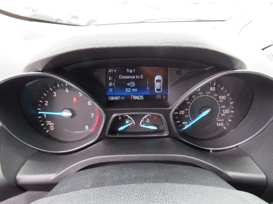 Used Ford Escape SE 4WD 2019 | NJ Used Cars Center. Irvington, New Jersey Used Ford Escape SE 4WD 2019 | NJ Used Cars Center. Irvington, New Jersey