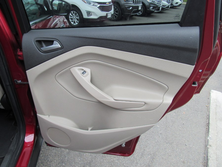 Used Ford Escape SE 4WD 2019 | NJ Used Cars Center. Irvington, New Jersey Used Ford Escape SE 4WD 2019 | NJ Used Cars Center. Irvington, New Jersey