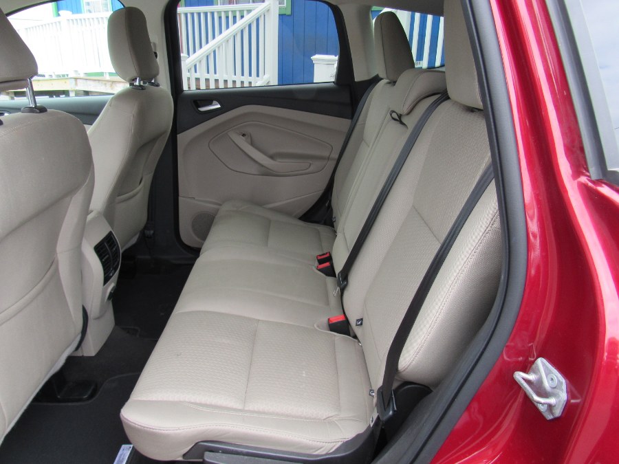 Used Ford Escape SE 4WD 2019 | NJ Used Cars Center. Irvington, New Jersey Used Ford Escape SE 4WD 2019 | NJ Used Cars Center. Irvington, New Jersey