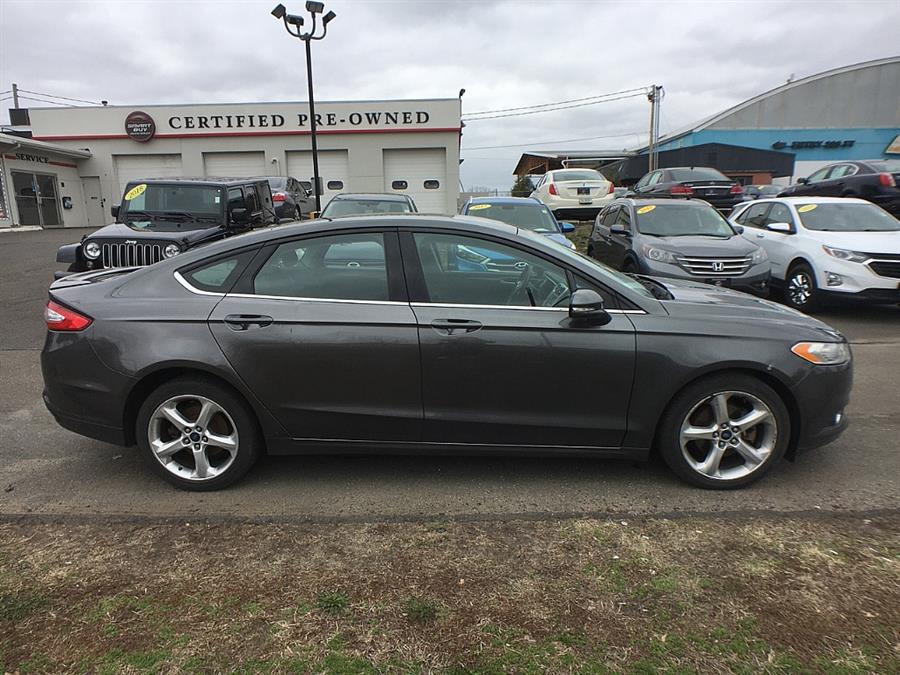 Used Ford Fusion 4dr Sdn SE AWD 2015 | Smart Buy Auto Sales, LLC. Wallingford, Connecticut Used Ford Fusion 4dr Sdn SE AWD 2015 | Smart Buy Auto Sales, LLC. Wallingford, Connecticut