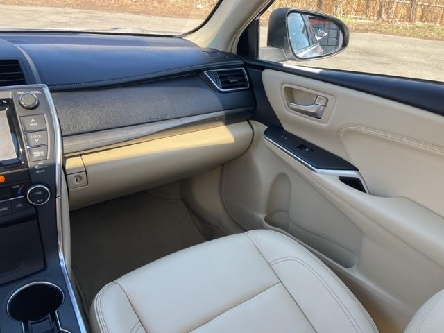 Used Toyota Camry Hybrid XLE 2017 | Blasius Federal Road. Brookfield, Connecticut Used Toyota Camry Hybrid XLE 2017 | Blasius Federal Road. Brookfield, Connecticut