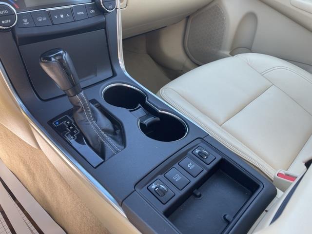 Used Toyota Camry Hybrid XLE 2017 | Blasius Federal Road. Brookfield, Connecticut Used Toyota Camry Hybrid XLE 2017 | Blasius Federal Road. Brookfield, Connecticut