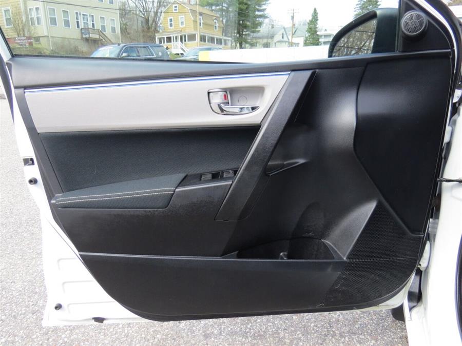 Used Toyota Corolla LE 4dr Sedan 2016 | Lake City Exports Inc. Auburn, Maine Used Toyota Corolla LE 4dr Sedan 2016 | Lake City Exports Inc. Auburn, Maine