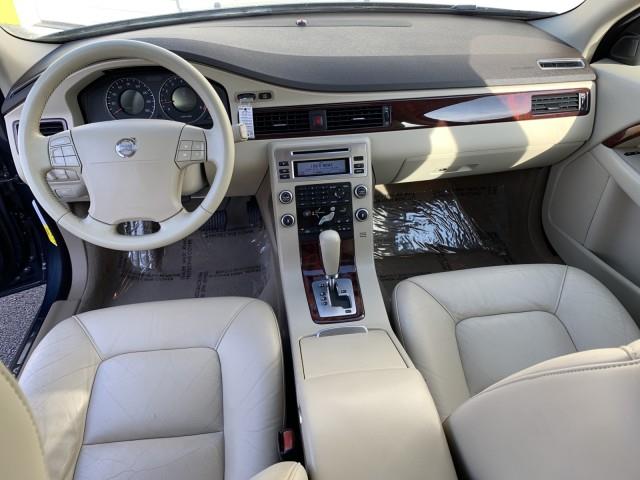 2008 Volvo V70 , available for sale in Forestville, Maryland | Valentine Motor Company. Forestville, Maryland 2008 Volvo V70 , available for sale in Forestville, Maryland | Valentine Motor Company. Forestville, Maryland