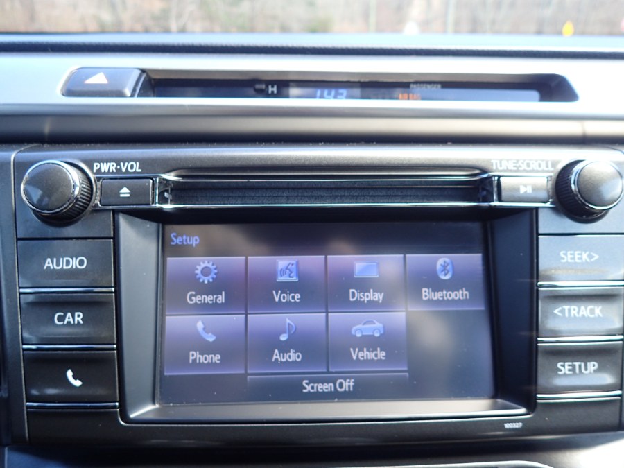 Used Toyota RAV4 AWD 4dr LE (Natl) 2015 | Eagleville Motors. Storrs, Connecticut Used Toyota RAV4 AWD 4dr LE (Natl) 2015 | Eagleville Motors. Storrs, Connecticut