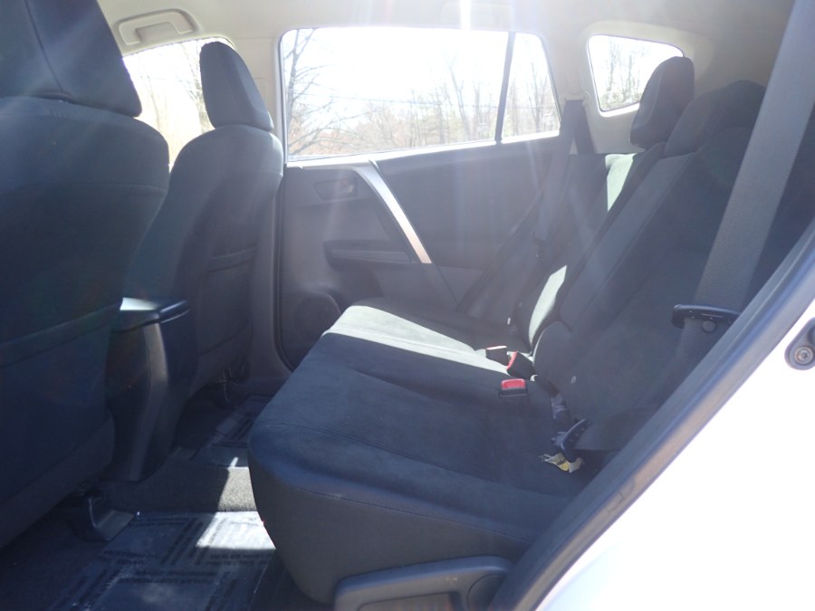 Used Toyota RAV4 AWD 4dr LE (Natl) 2015 | Eagleville Motors. Storrs, Connecticut Used Toyota RAV4 AWD 4dr LE (Natl) 2015 | Eagleville Motors. Storrs, Connecticut