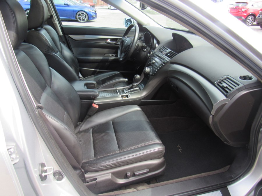 2013 Acura TL Tech, available for sale in Worcester, Massachusetts | Hilario's Auto Sales Inc.. Worcester, Massachusetts 2013 Acura TL Tech, available for sale in Worcester, Massachusetts | Hilario's Auto Sales Inc.. Worcester, Massachusetts