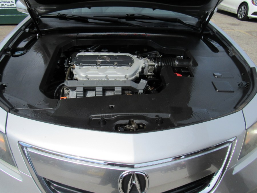 2013 Acura TL Tech, available for sale in Worcester, Massachusetts | Hilario's Auto Sales Inc.. Worcester, Massachusetts 2013 Acura TL Tech, available for sale in Worcester, Massachusetts | Hilario's Auto Sales Inc.. Worcester, Massachusetts