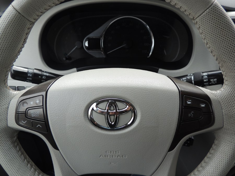 Used Toyota Sienna 5dr 7-Pass Van V6 XLE AWD (Natl) 2013 | Carsbuck Inc.. Brooklyn, New York Used Toyota Sienna 5dr 7-Pass Van V6 XLE AWD (Natl) 2013 | Carsbuck Inc.. Brooklyn, New York