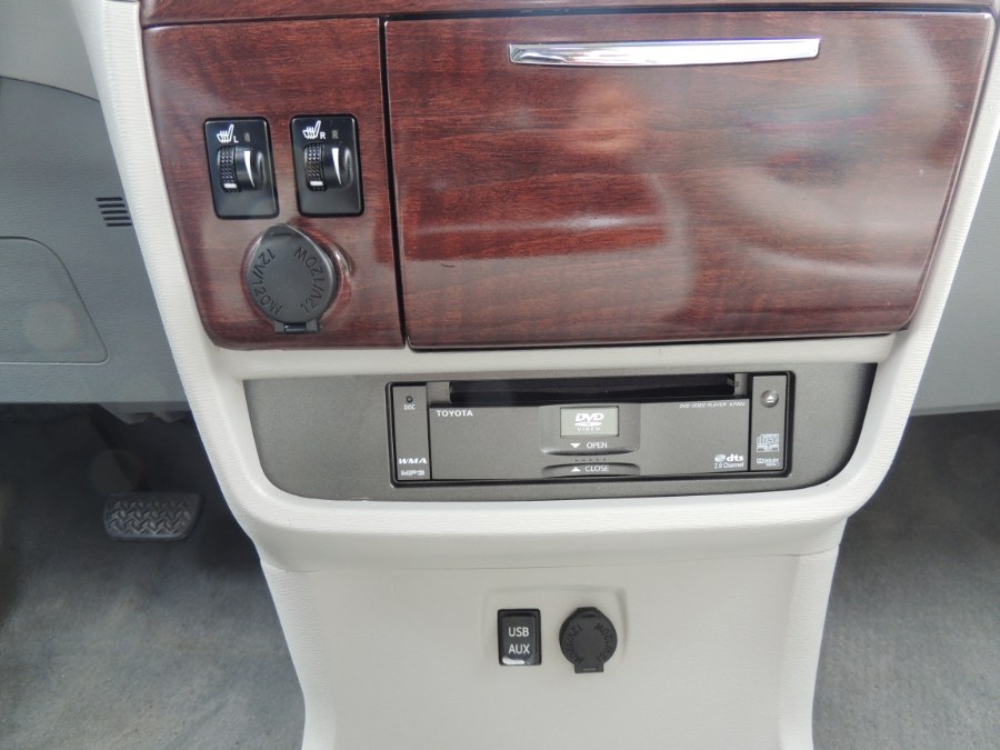 Used Toyota Sienna 5dr 7-Pass Van V6 XLE AWD (Natl) 2013 | Carsbuck Inc.. Brooklyn, New York Used Toyota Sienna 5dr 7-Pass Van V6 XLE AWD (Natl) 2013 | Carsbuck Inc.. Brooklyn, New York