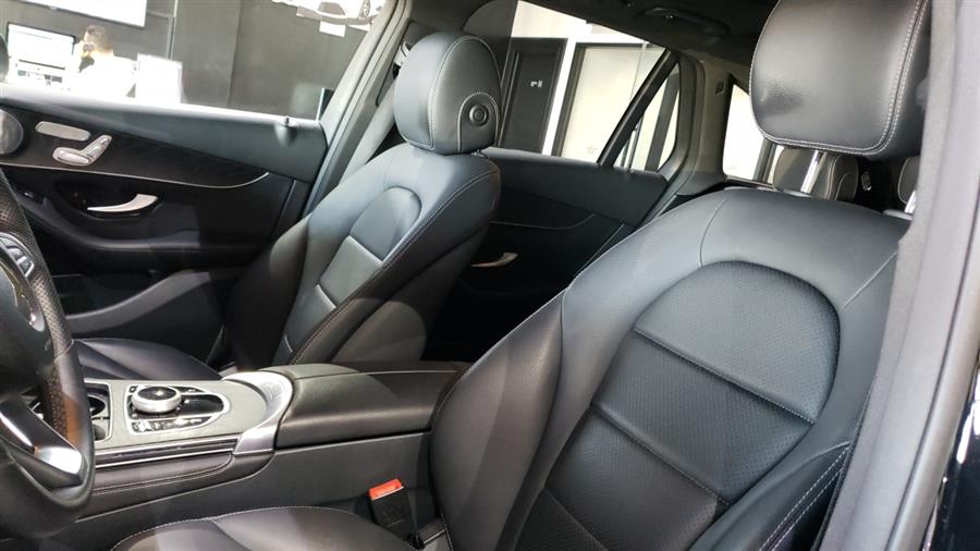 Used Mercedes-Benz GLC GLC 300 4MATIC SUV 2018 | Dream Car Gallery. Woodbury, New York Used Mercedes-Benz GLC GLC 300 4MATIC SUV 2018 | Dream Car Gallery. Woodbury, New York