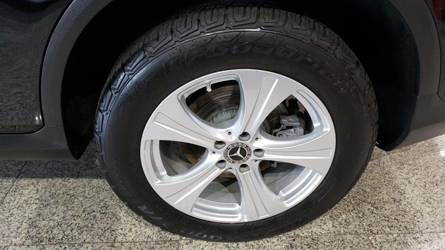 Used Mercedes-Benz GLC GLC 300 4MATIC SUV 2018 | Dream Car Gallery. Woodbury, New York Used Mercedes-Benz GLC GLC 300 4MATIC SUV 2018 | Dream Car Gallery. Woodbury, New York