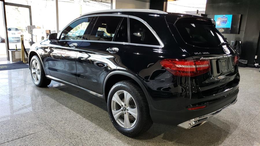 Used Mercedes-Benz GLC GLC 300 4MATIC SUV 2018 | Dream Car Gallery. Woodbury, New York Used Mercedes-Benz GLC GLC 300 4MATIC SUV 2018 | Dream Car Gallery. Woodbury, New York