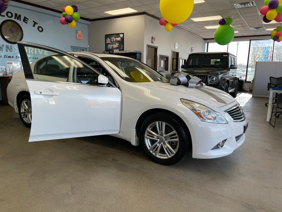 2013 Infiniti G37 Sedan 4dr x AWD, available for sale in Inwood, New York | 5 Towns Drive. Inwood, New York 2013 Infiniti G37 Sedan 4dr x AWD, available for sale in Inwood, New York | 5 Towns Drive. Inwood, New York