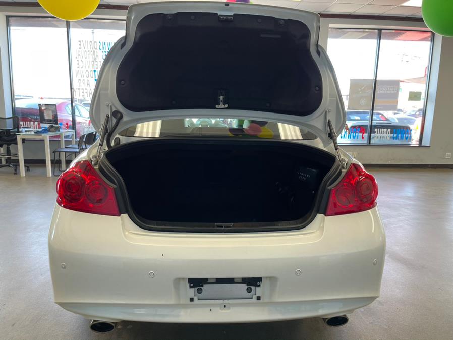 2013 Infiniti G37 Sedan 4dr x AWD, available for sale in Inwood, New York | 5 Towns Drive. Inwood, New York 2013 Infiniti G37 Sedan 4dr x AWD, available for sale in Inwood, New York | 5 Towns Drive. Inwood, New York