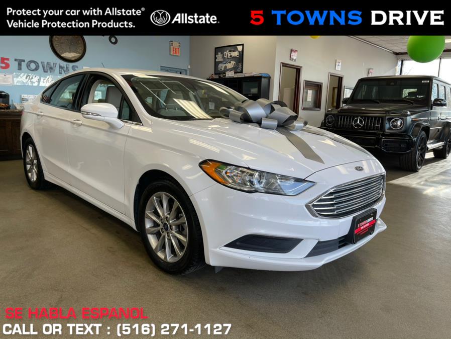 2017 Ford Fusion SE FWD, available for sale in Inwood, New York | 5 Towns Drive. Inwood, New York
