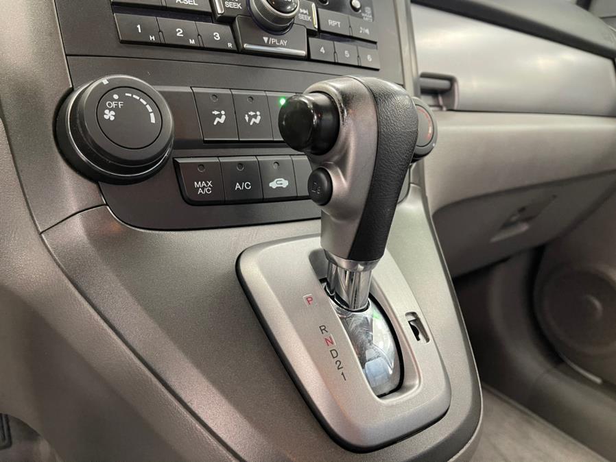 Used Honda CR-V 4WD 5dr SE 2011 | 5 Towns Drive. Inwood, New York Used Honda CR-V 4WD 5dr SE 2011 | 5 Towns Drive. Inwood, New York