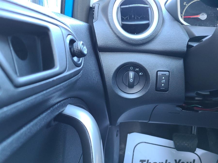 2012 Ford Fiesta 4dr Sdn SE, available for sale in Waterbury, Connecticut | National Auto Brokers, Inc.. Waterbury, Connecticut 2012 Ford Fiesta 4dr Sdn SE, available for sale in Waterbury, Connecticut | National Auto Brokers, Inc.. Waterbury, Connecticut