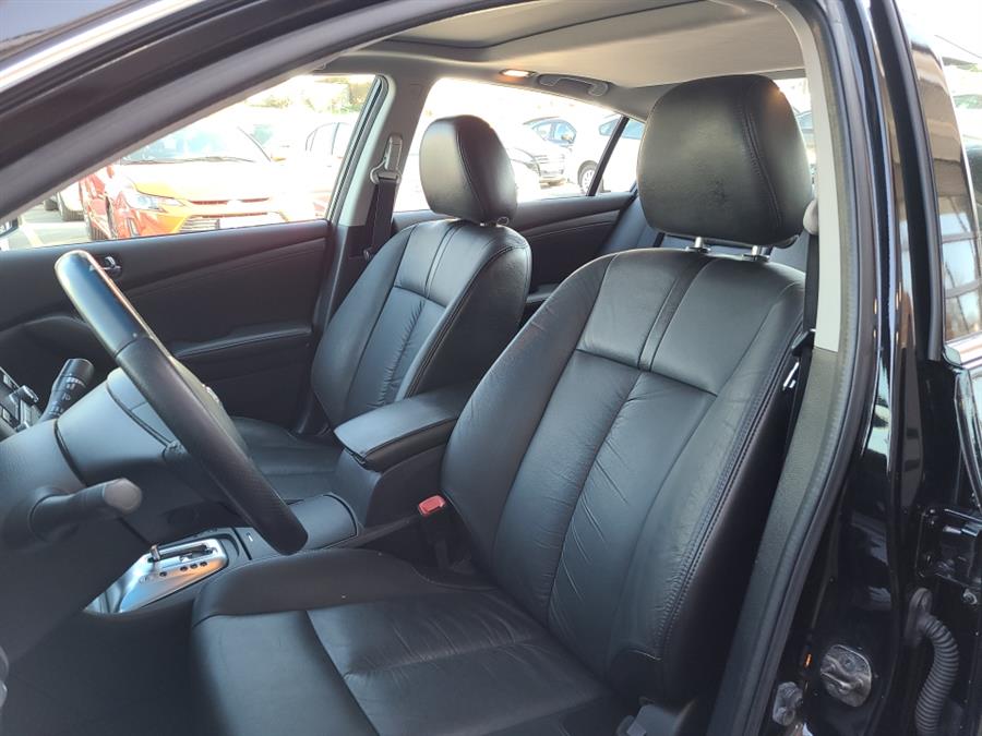 2010 Nissan Altima 4dr Sdn 2.5 SL, available for sale in Waterbury, Connecticut | National Auto Brokers, Inc.. Waterbury, Connecticut 2010 Nissan Altima 4dr Sdn 2.5 SL, available for sale in Waterbury, Connecticut | National Auto Brokers, Inc.. Waterbury, Connecticut