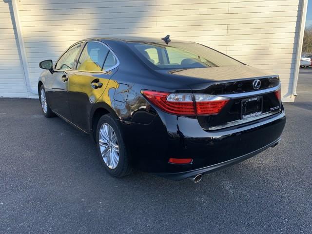 2013 Lexus Es 350 4dr Sdn, available for sale in Forestville, Maryland | Valentine Motor Company. Forestville, Maryland 2013 Lexus Es 350 4dr Sdn, available for sale in Forestville, Maryland | Valentine Motor Company. Forestville, Maryland
