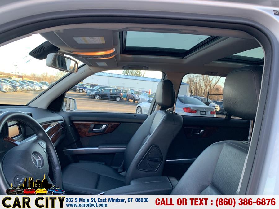 2012 Mercedes-Benz GLK-Class 4MATIC 4dr GLK350, available for sale in East Windsor, Connecticut | Car City LLC. East Windsor, Connecticut 2012 Mercedes-Benz GLK-Class 4MATIC 4dr GLK350, available for sale in East Windsor, Connecticut | Car City LLC. East Windsor, Connecticut