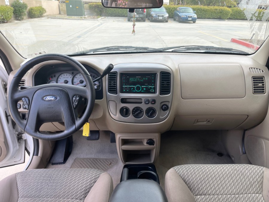 Used Ford Escape 4dr 103" WB XLT 2004 | Pacific Green Line. Stanton, California Used Ford Escape 4dr 103" WB XLT 2004 | Pacific Green Line. Stanton, California