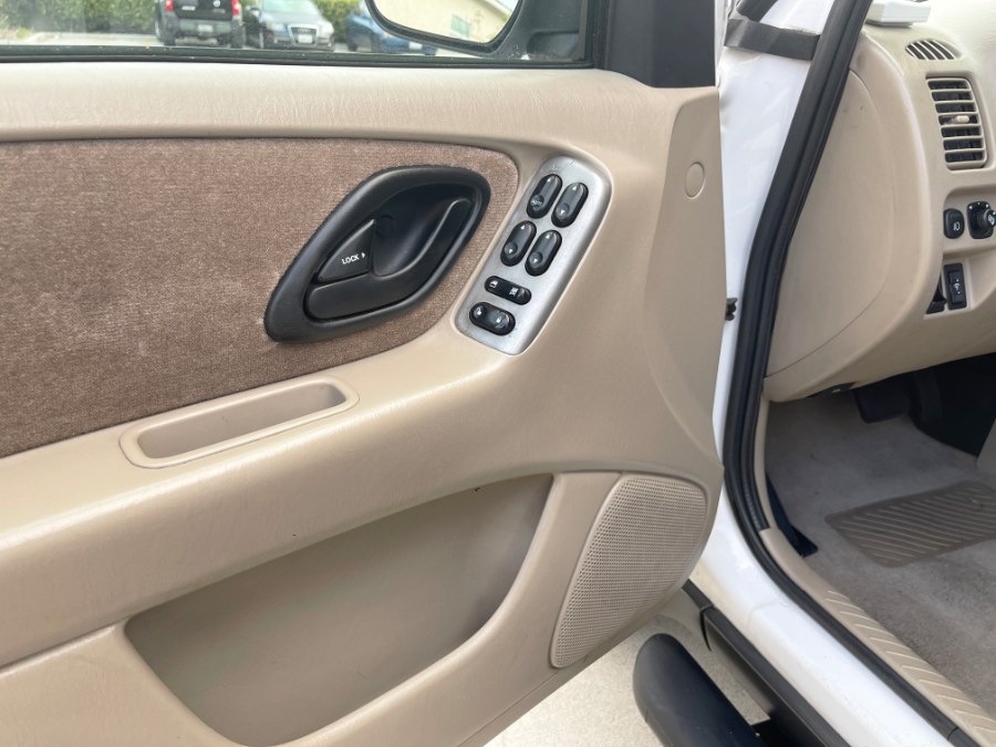 Used Ford Escape 4dr 103" WB XLT 2004 | Pacific Green Line. Stanton, California Used Ford Escape 4dr 103" WB XLT 2004 | Pacific Green Line. Stanton, California