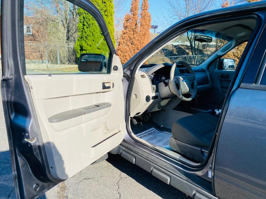 Used Ford Escape 4WD 4dr XLS 2012 | Supreme Automotive. New Britain, Connecticut Used Ford Escape 4WD 4dr XLS 2012 | Supreme Automotive. New Britain, Connecticut