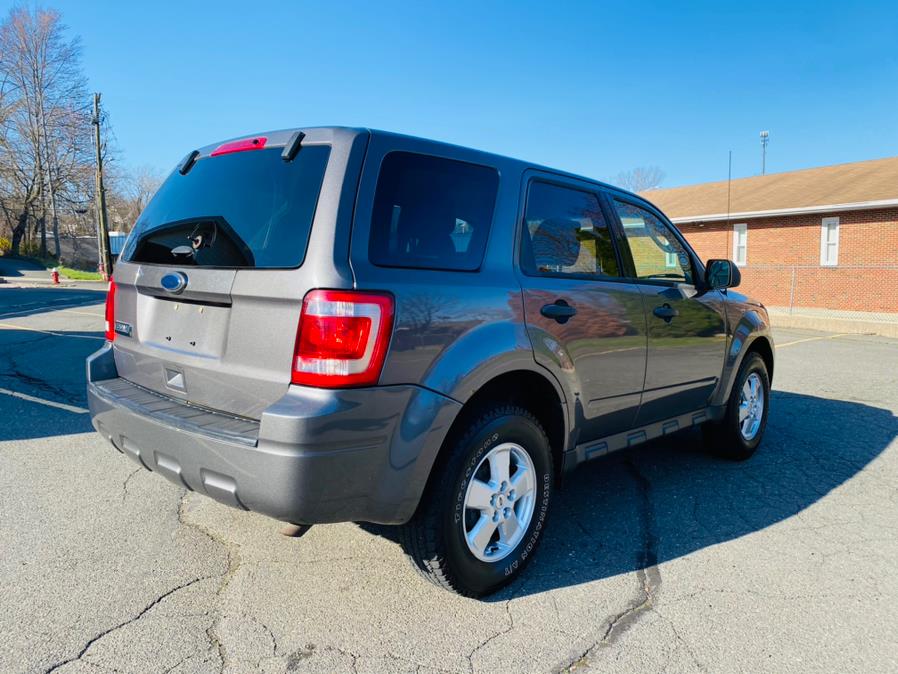 Used Ford Escape 4WD 4dr XLS 2012 | Supreme Automotive. New Britain, Connecticut Used Ford Escape 4WD 4dr XLS 2012 | Supreme Automotive. New Britain, Connecticut