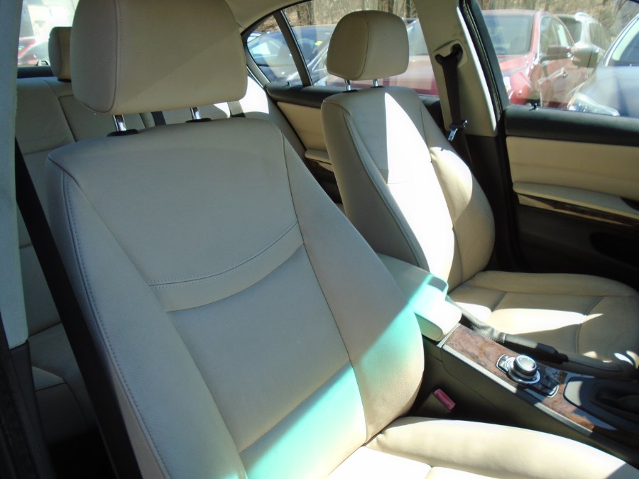 2010 BMW 3 Series 4dr Sdn 328i xDrive AWD SULEV, available for sale in Waterbury, Connecticut | Jim Juliani Motors. Waterbury, Connecticut 2010 BMW 3 Series 4dr Sdn 328i xDrive AWD SULEV, available for sale in Waterbury, Connecticut | Jim Juliani Motors. Waterbury, Connecticut