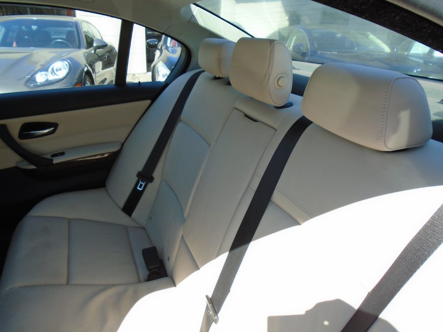 2010 BMW 3 Series 4dr Sdn 328i xDrive AWD SULEV, available for sale in Waterbury, Connecticut | Jim Juliani Motors. Waterbury, Connecticut 2010 BMW 3 Series 4dr Sdn 328i xDrive AWD SULEV, available for sale in Waterbury, Connecticut | Jim Juliani Motors. Waterbury, Connecticut