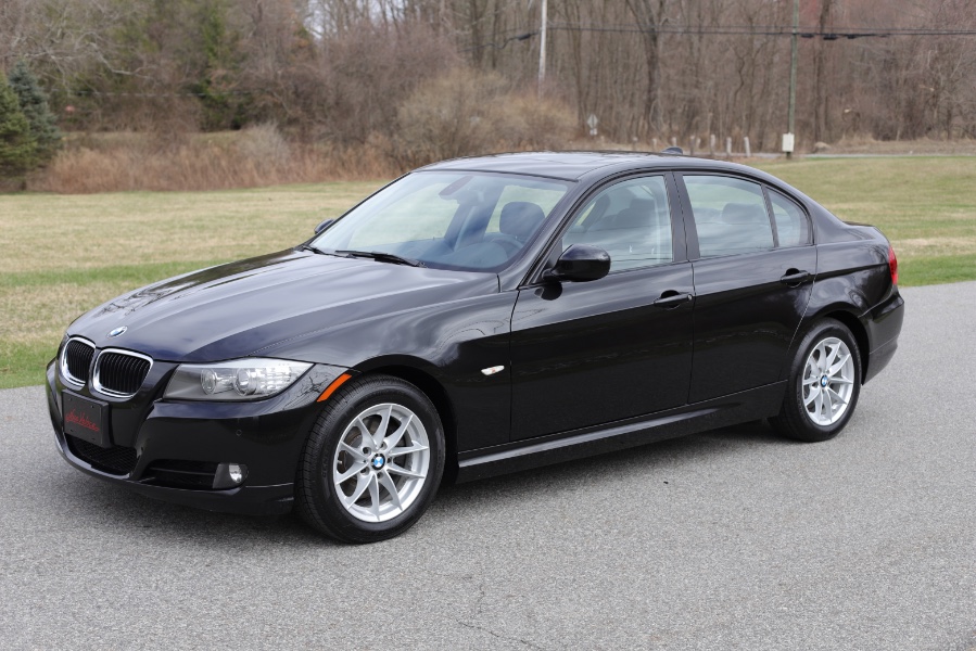 2010 BMW 3 Series 4dr Sdn 328i RWD, available for sale in North Salem, New York | Meccanic Shop North Inc. North Salem, New York