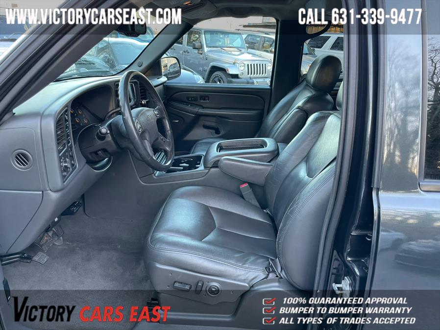 Used Chevrolet Avalanche 1500 5dr Crew Cab 130" WB 4WD Z71 2004 | Victory Cars East LLC. Huntington, New York Used Chevrolet Avalanche 1500 5dr Crew Cab 130" WB 4WD Z71 2004 | Victory Cars East LLC. Huntington, New York