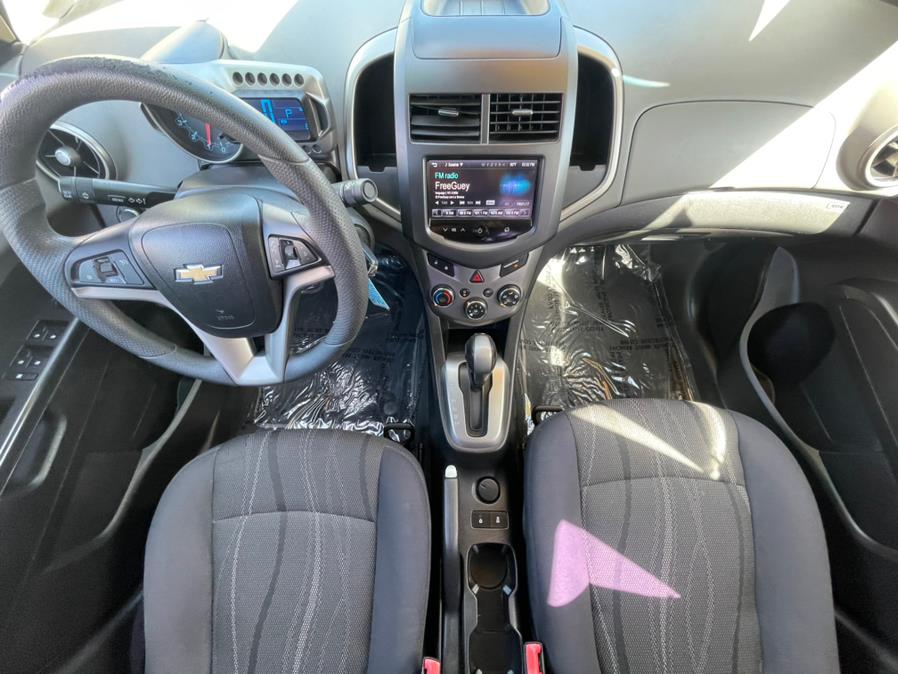 2013 Chevrolet Sonic 4dr Sdn Auto LT, available for sale in Corona, California | Green Light Auto. Corona, California 2013 Chevrolet Sonic 4dr Sdn Auto LT, available for sale in Corona, California | Green Light Auto. Corona, California