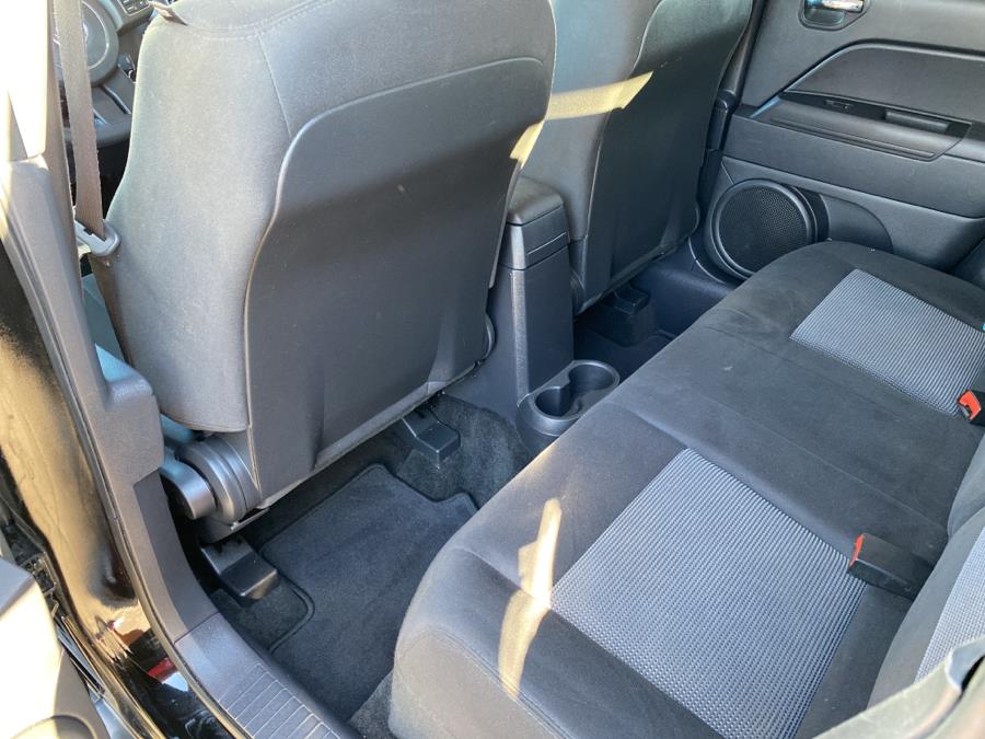 Used Jeep Patriot 4WD 4dr Latitude 2015 | Harbor View Auto Sales LLC. Stamford, Connecticut Used Jeep Patriot 4WD 4dr Latitude 2015 | Harbor View Auto Sales LLC. Stamford, Connecticut