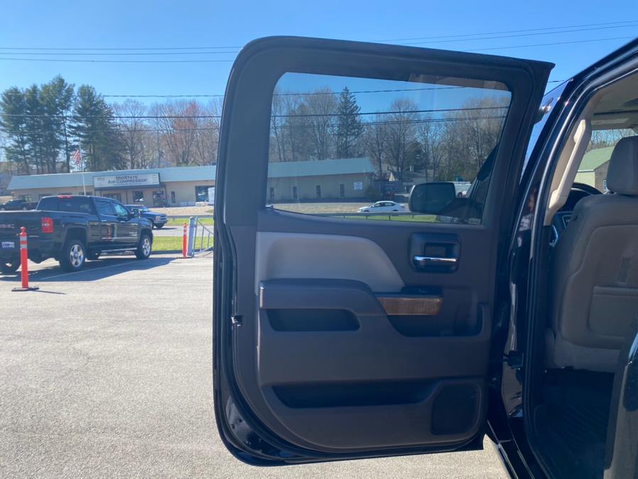 Used GMC Sierra 2500HD available WiFi 4WD Crew Cab 153.7" SLT 2015 | Tru Auto Mall. Berlin, Connecticut Used GMC Sierra 2500HD available WiFi 4WD Crew Cab 153.7" SLT 2015 | Tru Auto Mall. Berlin, Connecticut