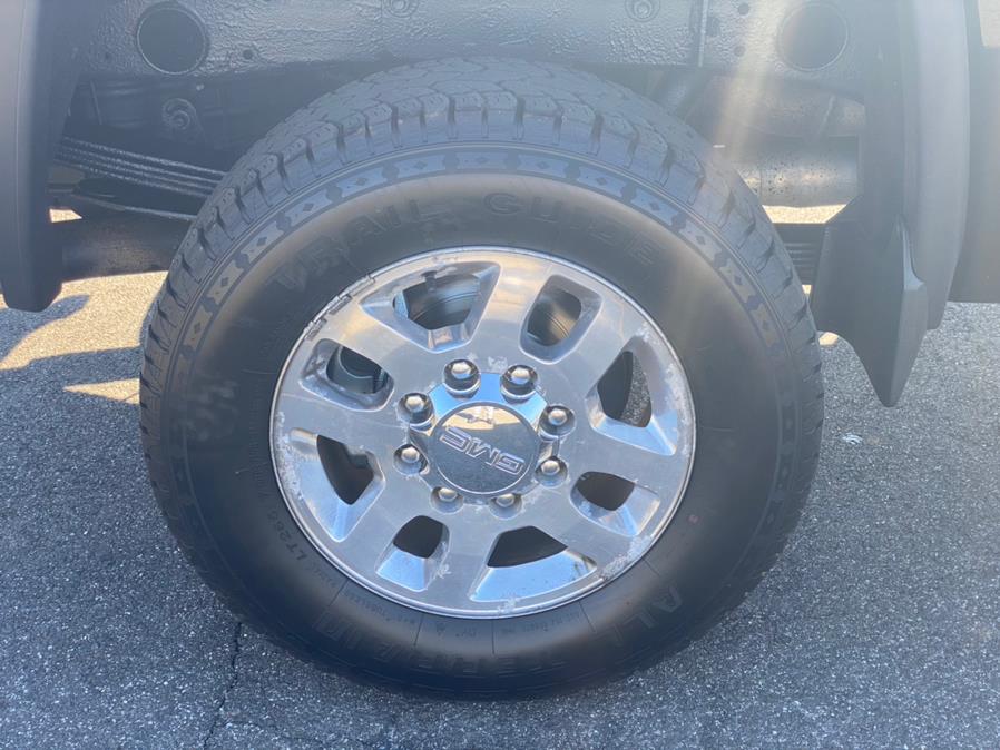 Used GMC Sierra 2500HD available WiFi 4WD Crew Cab 153.7" SLT 2015 | Tru Auto Mall. Berlin, Connecticut Used GMC Sierra 2500HD available WiFi 4WD Crew Cab 153.7" SLT 2015 | Tru Auto Mall. Berlin, Connecticut