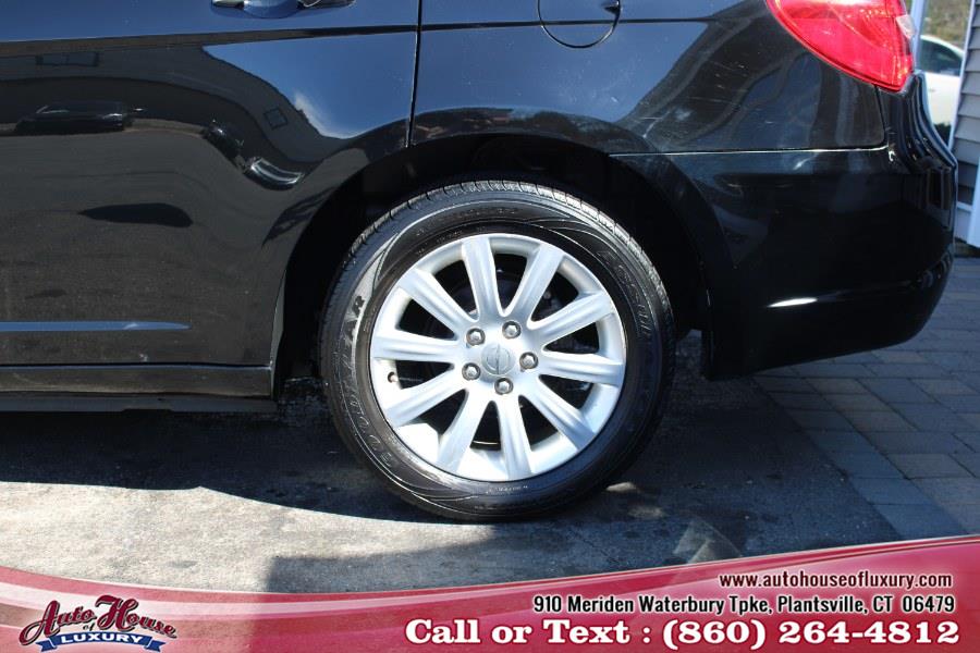 2013 Chrysler 200 4dr Sdn Limited, available for sale in Plantsville, Connecticut | Auto House of Luxury. Plantsville, Connecticut 2013 Chrysler 200 4dr Sdn Limited, available for sale in Plantsville, Connecticut | Auto House of Luxury. Plantsville, Connecticut
