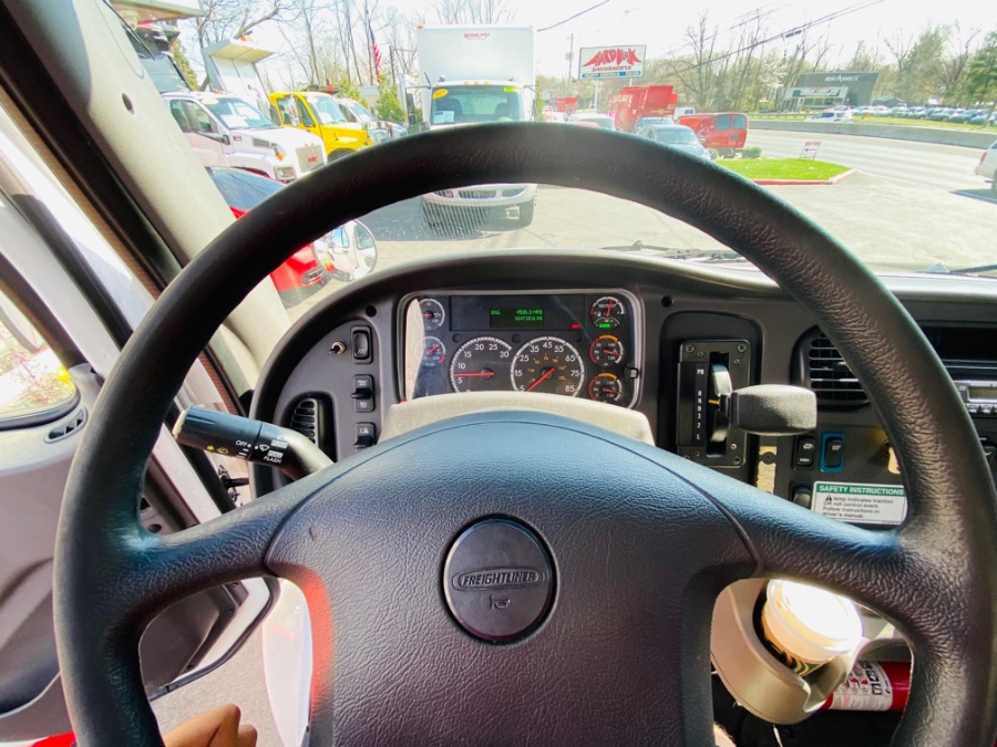 2016 FREIGHTLINER M2 24 FEET REFRIGERATED + CUMMINS ENGINE + LIFT GATE, available for sale in South Amboy, New Jersey | NJ Truck Spot. South Amboy, New Jersey 2016 FREIGHTLINER M2 24 FEET REFRIGERATED + CUMMINS ENGINE + LIFT GATE, available for sale in South Amboy, New Jersey | NJ Truck Spot. South Amboy, New Jersey