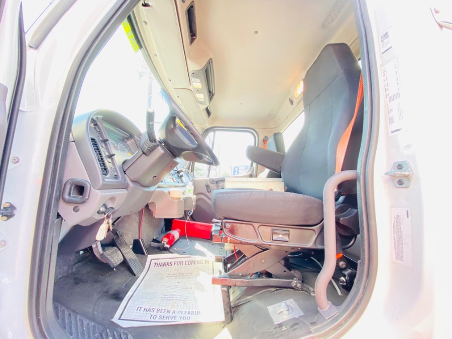 2016 FREIGHTLINER M2 24 FEET REFRIGERATED + CUMMINS ENGINE + LIFT GATE, available for sale in South Amboy, New Jersey | NJ Truck Spot. South Amboy, New Jersey 2016 FREIGHTLINER M2 24 FEET REFRIGERATED + CUMMINS ENGINE + LIFT GATE, available for sale in South Amboy, New Jersey | NJ Truck Spot. South Amboy, New Jersey
