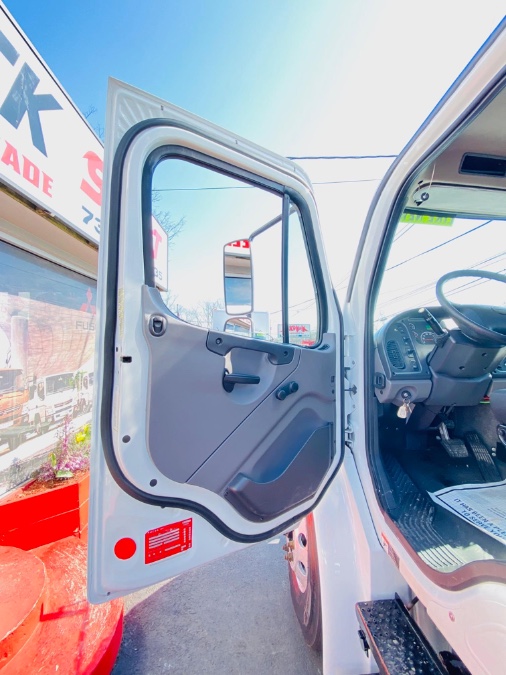 2016 FREIGHTLINER M2 24 FEET REFRIGERATED + CUMMINS ENGINE + LIFT GATE, available for sale in South Amboy, New Jersey | NJ Truck Spot. South Amboy, New Jersey 2016 FREIGHTLINER M2 24 FEET REFRIGERATED + CUMMINS ENGINE + LIFT GATE, available for sale in South Amboy, New Jersey | NJ Truck Spot. South Amboy, New Jersey