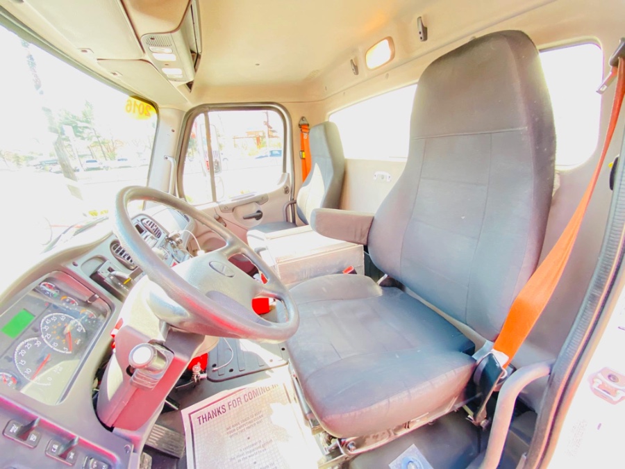 2016 FREIGHTLINER M2 24 FEET REFRIGERATED + CUMMINS ENGINE + LIFT GATE, available for sale in South Amboy, New Jersey | NJ Truck Spot. South Amboy, New Jersey 2016 FREIGHTLINER M2 24 FEET REFRIGERATED + CUMMINS ENGINE + LIFT GATE, available for sale in South Amboy, New Jersey | NJ Truck Spot. South Amboy, New Jersey