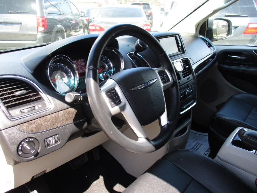 2016 Chrysler Town & Country 4dr Wgn Touring, available for sale in West Babylon, New York | New Gen Auto Group. West Babylon, New York 2016 Chrysler Town & Country 4dr Wgn Touring, available for sale in West Babylon, New York | New Gen Auto Group. West Babylon, New York