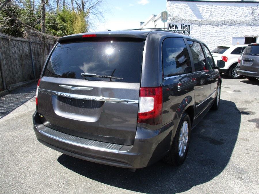 2016 Chrysler Town & Country 4dr Wgn Touring, available for sale in West Babylon, New York | New Gen Auto Group. West Babylon, New York 2016 Chrysler Town & Country 4dr Wgn Touring, available for sale in West Babylon, New York | New Gen Auto Group. West Babylon, New York
