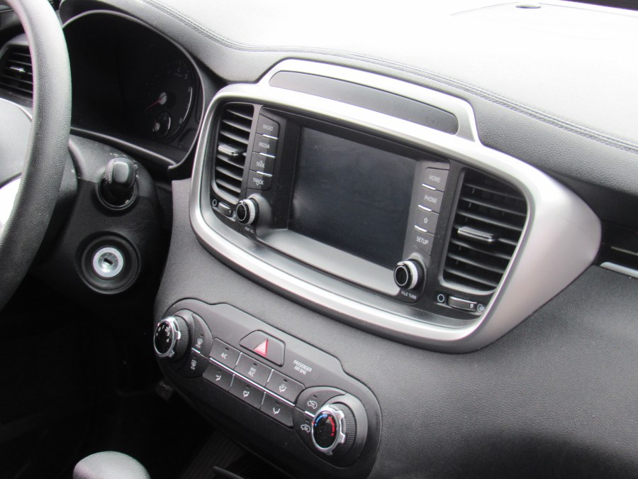 Used Kia Sorento LX V6 FWD 2020 | NJ Used Cars Center. Irvington, New Jersey Used Kia Sorento LX V6 FWD 2020 | NJ Used Cars Center. Irvington, New Jersey