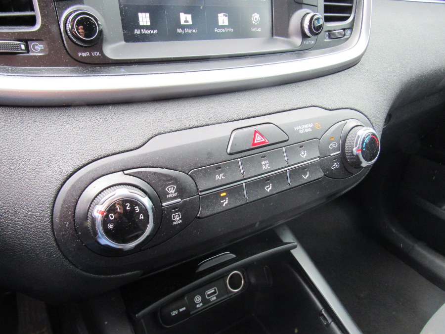 Used Kia Sorento LX V6 FWD 2020 | NJ Used Cars Center. Irvington, New Jersey Used Kia Sorento LX V6 FWD 2020 | NJ Used Cars Center. Irvington, New Jersey