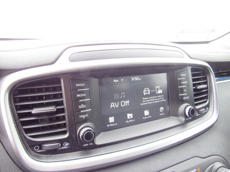 Used Kia Sorento LX V6 FWD 2020 | NJ Used Cars Center. Irvington, New Jersey Used Kia Sorento LX V6 FWD 2020 | NJ Used Cars Center. Irvington, New Jersey